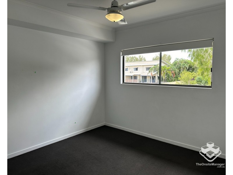 215/4 Paddington Terrace, Douglas QLD 4814