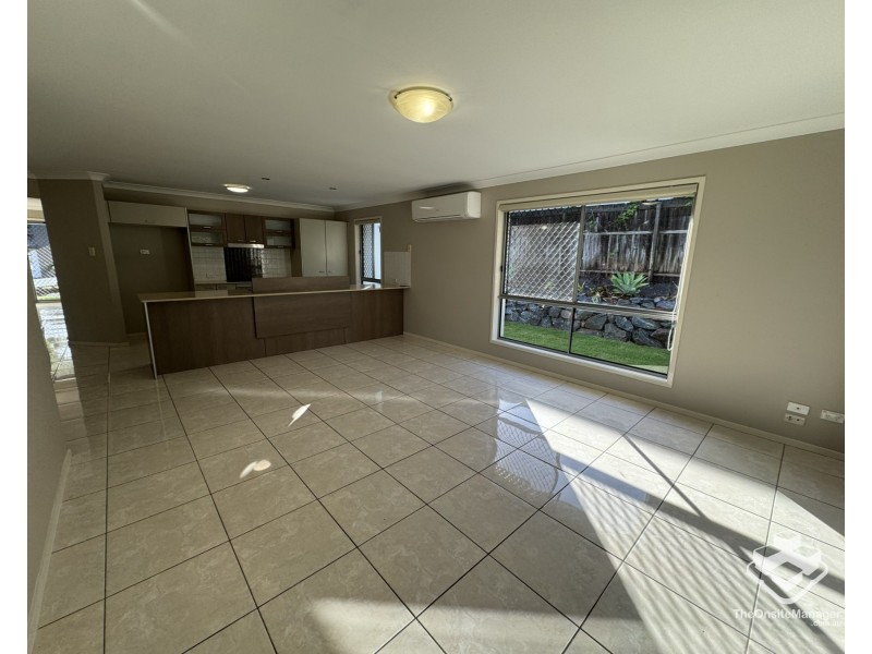 13 Whitsunday Place, Redland Bay QLD 4165