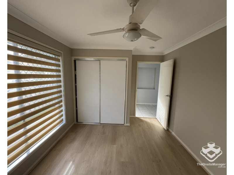 13 Whitsunday Place, Redland Bay QLD 4165