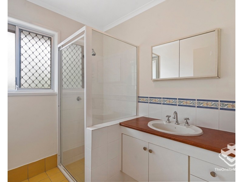 15 Marlane Court, Springwood QLD 4127