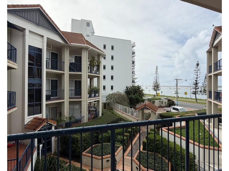 ID:21177384/522 Marine Parade, Biggera Waters QLD 4216