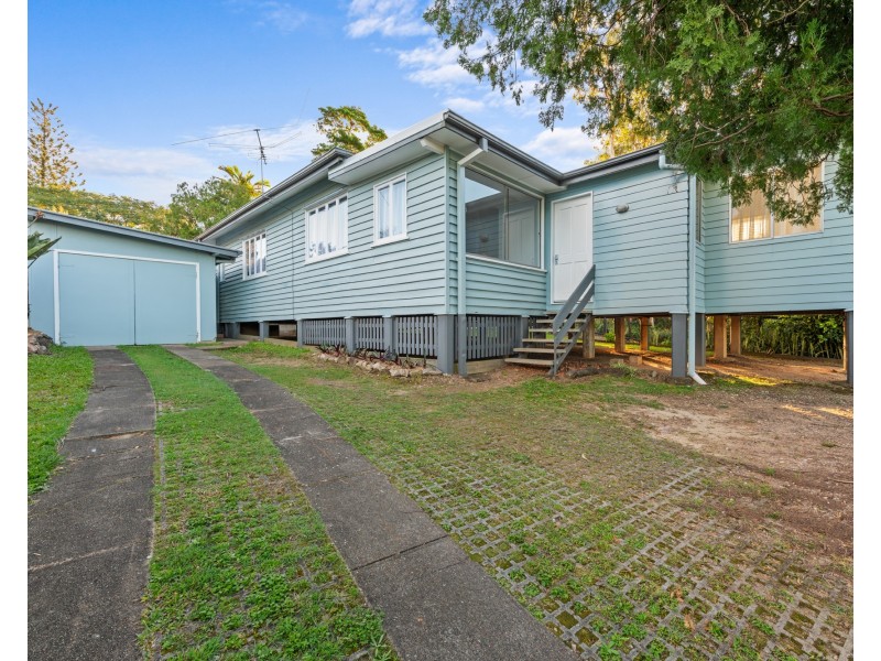 68 Railway Parade, Norman Park QLD 4170