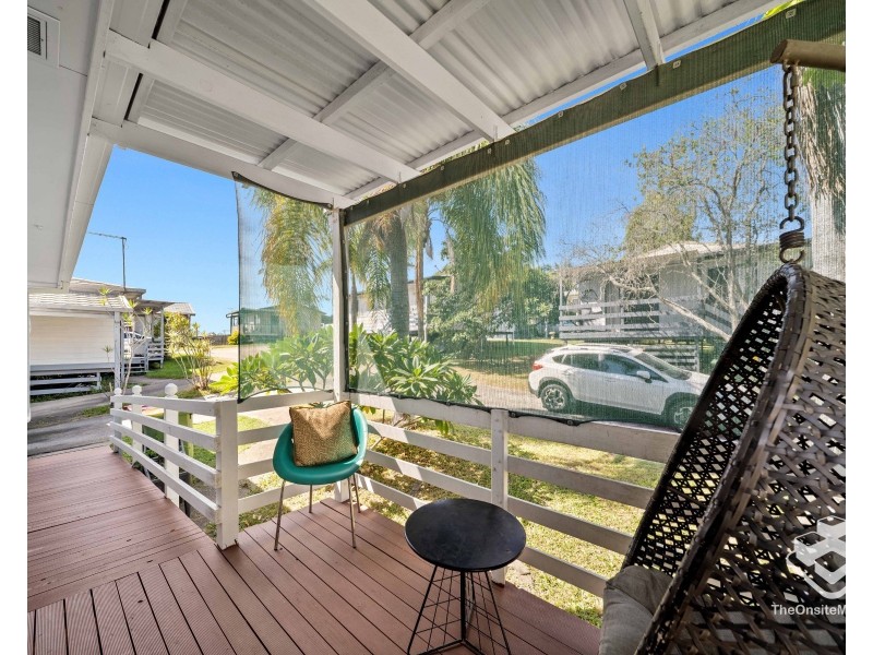 1 Poplar Crescent, Stapylton QLD 4207