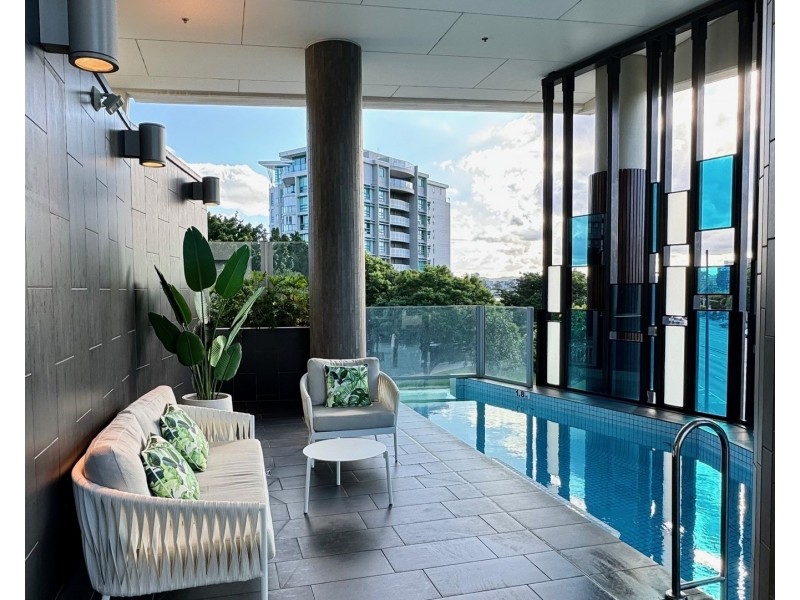 ID:21177480/2 Harbour Road, Hamilton QLD 4007