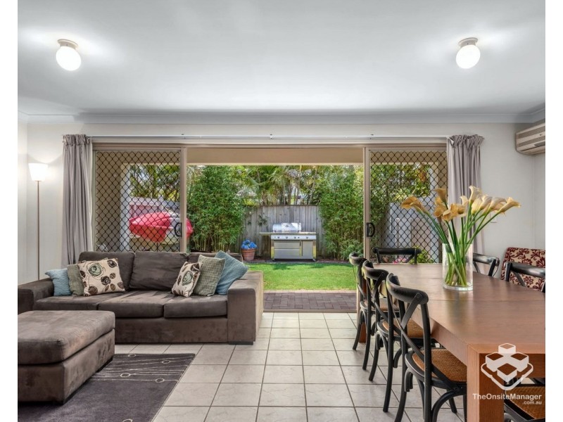 101 Coutts Street, Bulimba QLD 4171