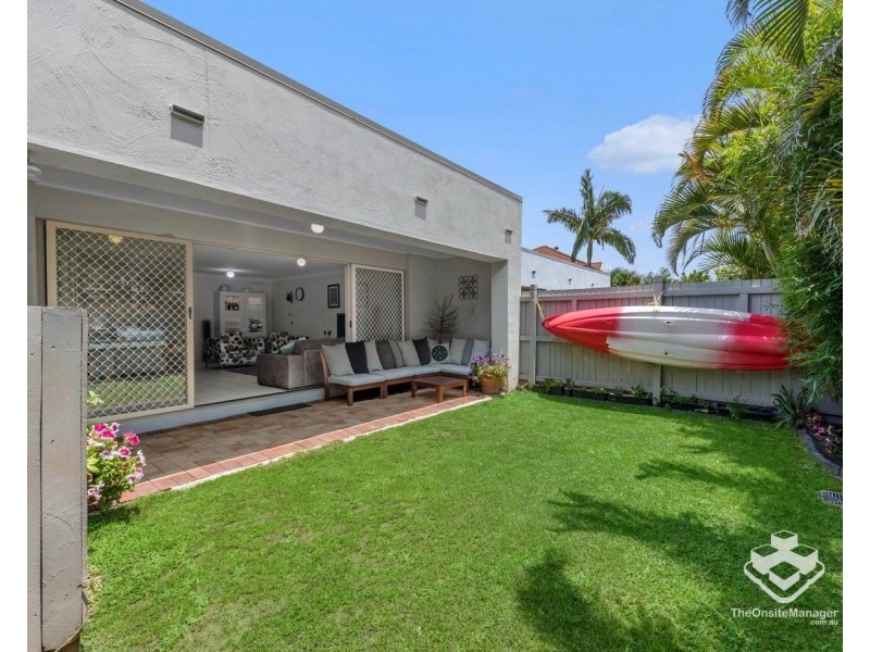 101 Coutts Street, Bulimba QLD 4171