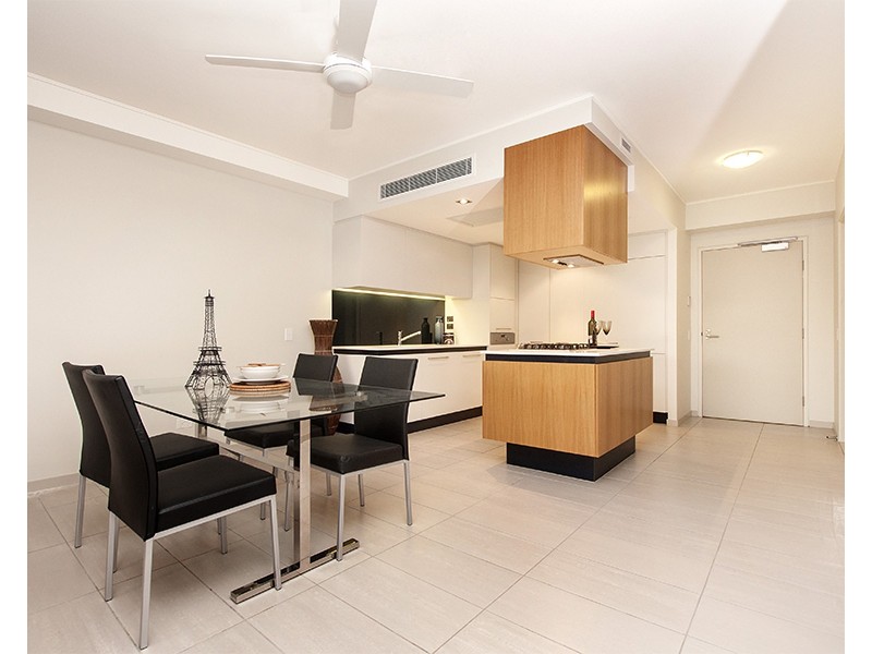 ID:21177600/6 Mariners Drive, Townsville City QLD 4810