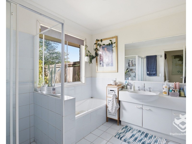 47/33 Edmund Rice Drive, Southport QLD 4215