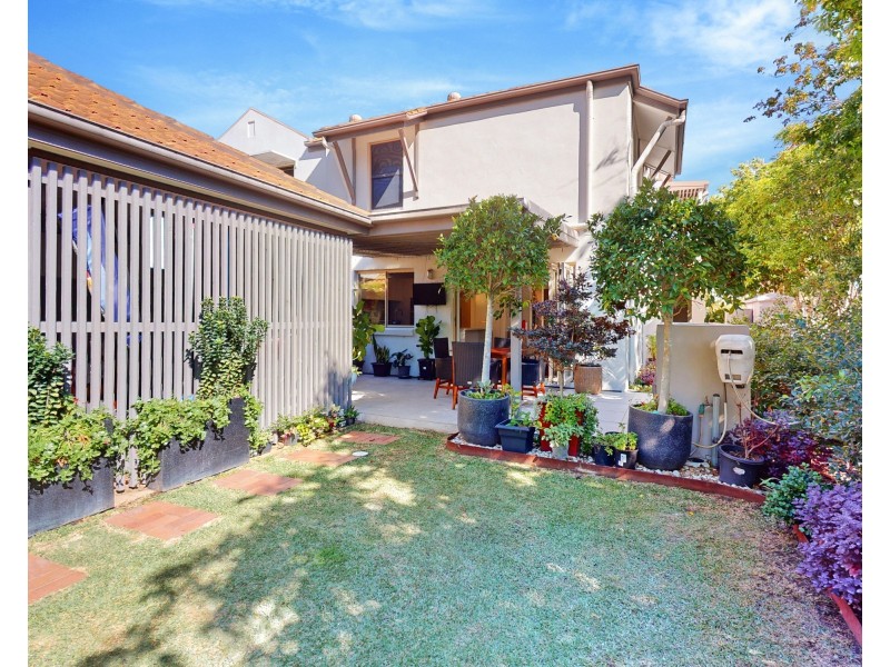 2/101 Coutts Street, Bulimba QLD 4171