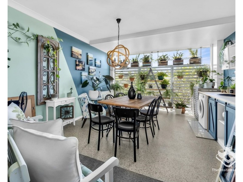 18/5036 Emerald Island Drive, Carrara QLD 4211