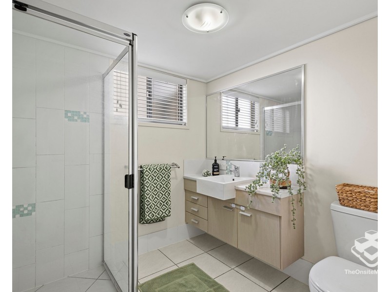 43/4 Grand Parade, Kawana Island QLD 4575