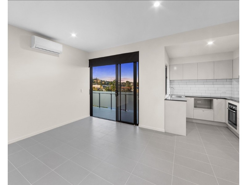 ID:21177984/14 Gallway Street, Windsor QLD 4030