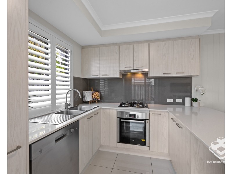 18/25 Silkyoak Street, Runcorn QLD 4113