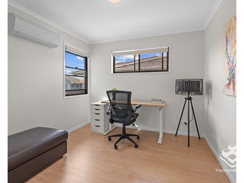 18/25 Silkyoak Street, Runcorn QLD 4113