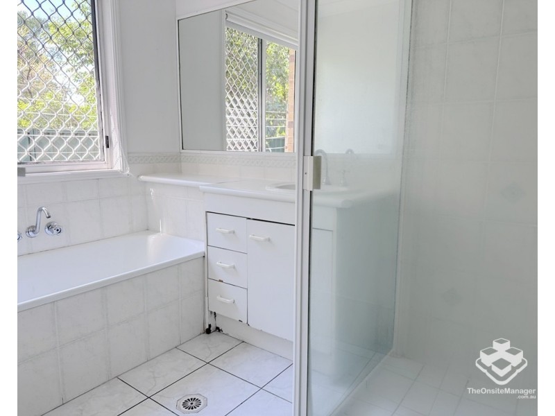 2 Eucalyptus Crescent, Runcorn QLD 4113