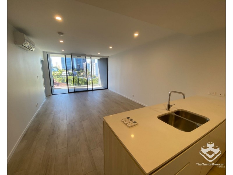 ID:21178059/266 Stanhill Drive, Surfers Paradise QLD 4217