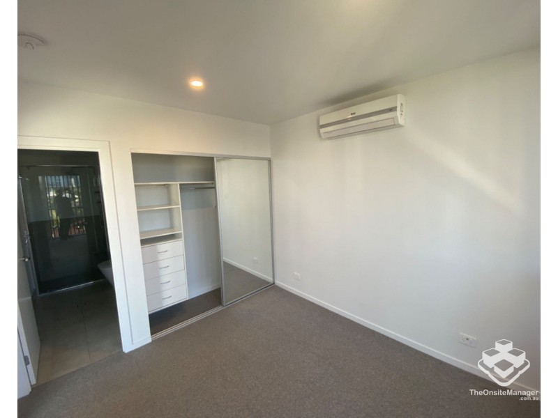 ID:21178059/266 Stanhill Drive, Surfers Paradise QLD 4217