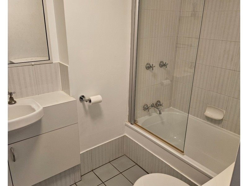 ID:21178079/55 Thorn Street, Kangaroo Point QLD 4169