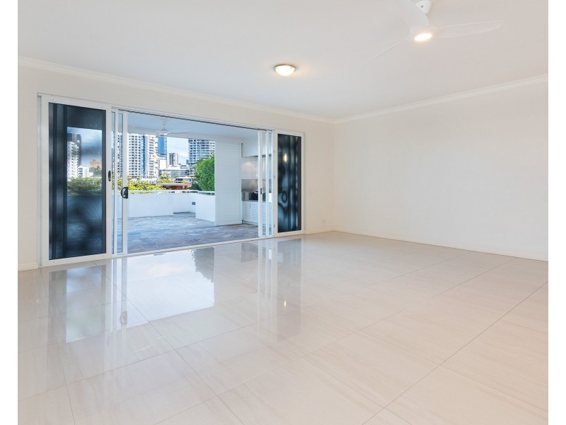 ID:21178119/6 Merthyr Road, New Farm QLD 4005