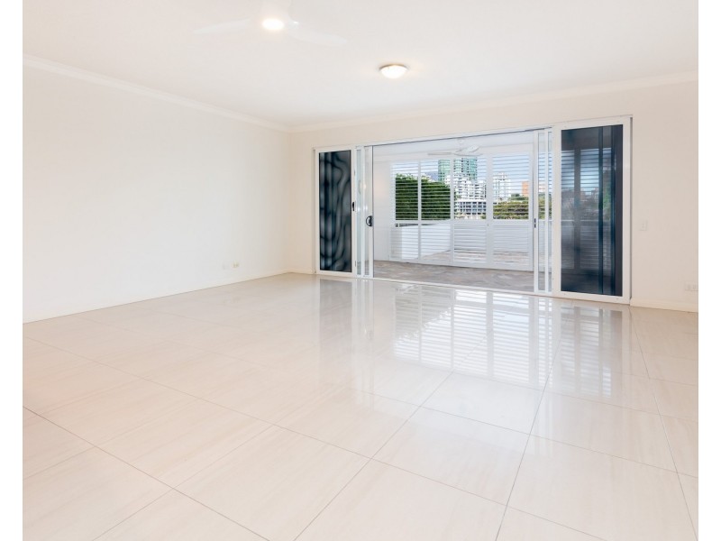 ID:21178119/6 Merthyr Road, New Farm QLD 4005
