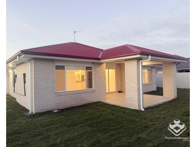 34 Jannik Terrace, Pialba QLD 4655