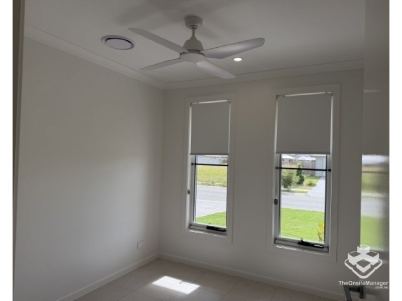 34 Jannik Terrace, Pialba QLD 4655
