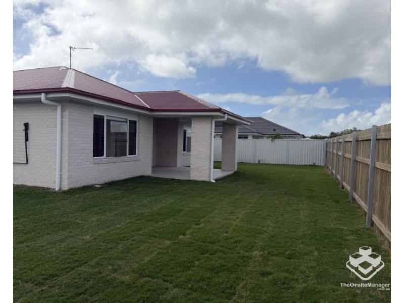 34 Jannik Terrace, Pialba QLD 4655