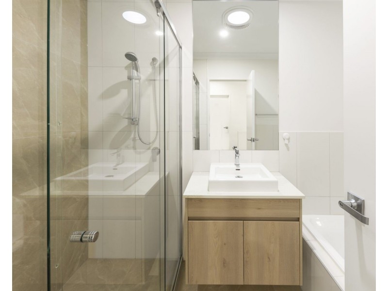 ID:21178164/6 Park Cove Boulevard, Hope Island QLD 4212