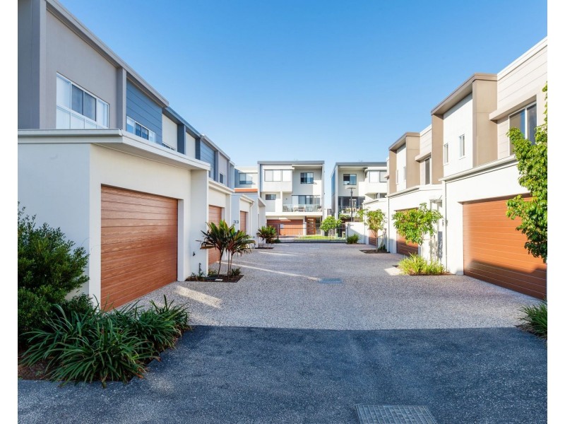 ID:21178164/6 Park Cove Boulevard, Hope Island QLD 4212