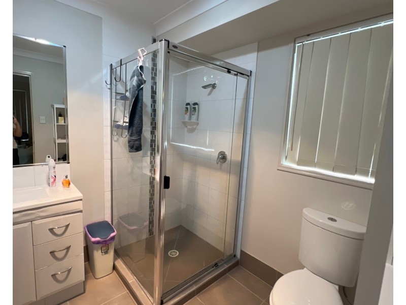 18 Waterhousia Place, Moggill QLD 4070