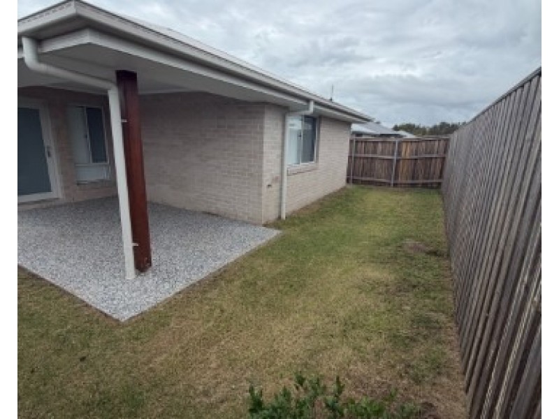73 Dougan Street, Point Vernon QLD 4655