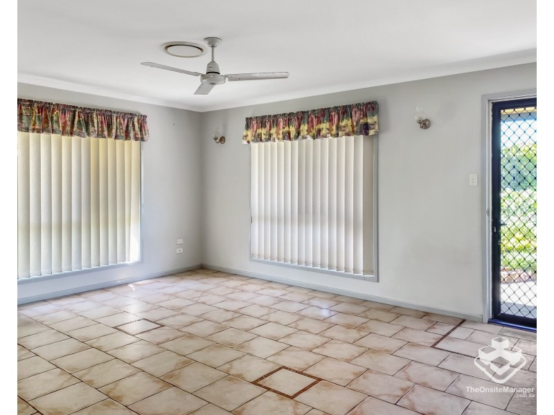 7 Harselaar Drive, Point Vernon QLD 4655