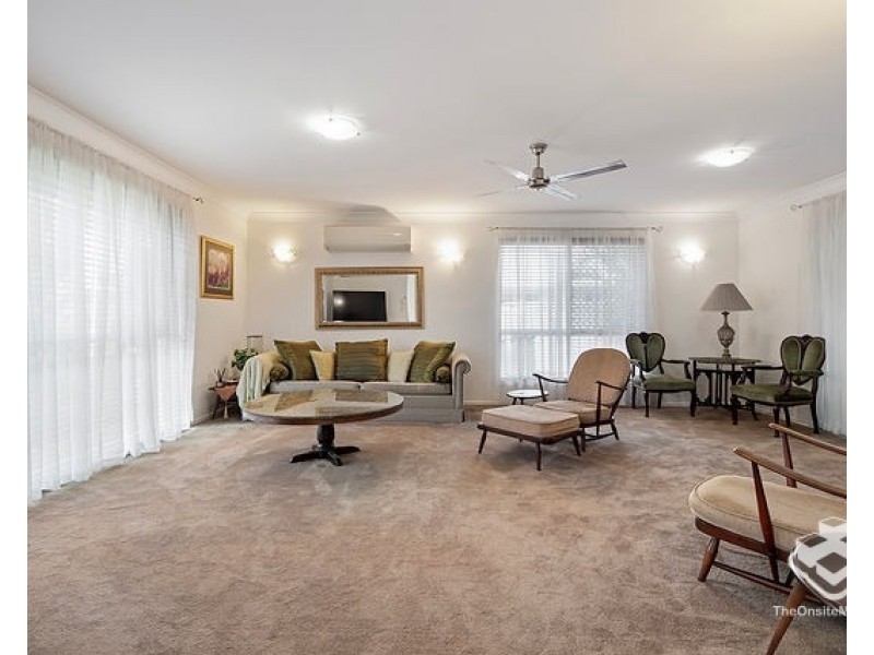 125 Monterey Keys Drive, Helensvale QLD 4212