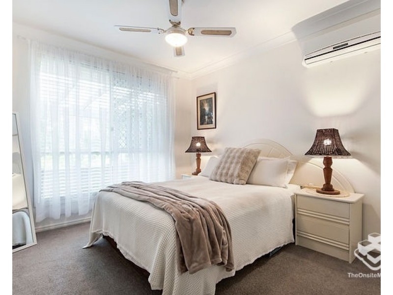 125 Monterey Keys Drive, Helensvale QLD 4212