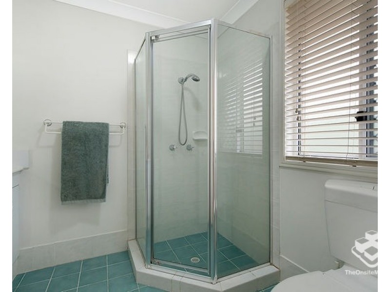125 Monterey Keys Drive, Helensvale QLD 4212