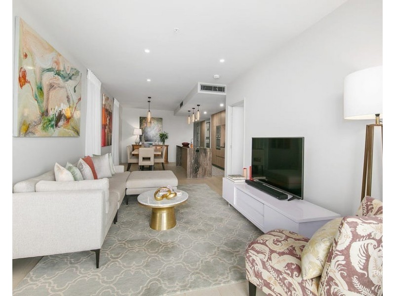 008/27 Commercial Road, Newstead QLD 4006
