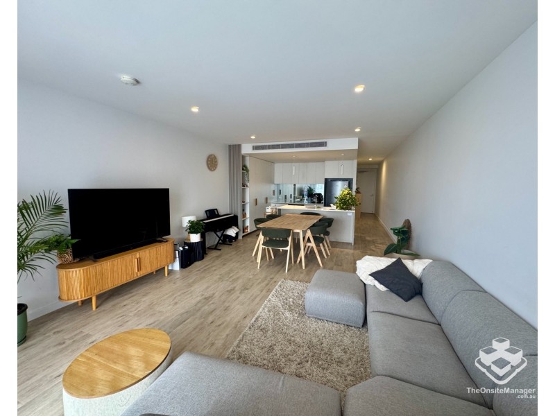ID:21178319/73-75 Golden Four Drive, Bilinga QLD 4225