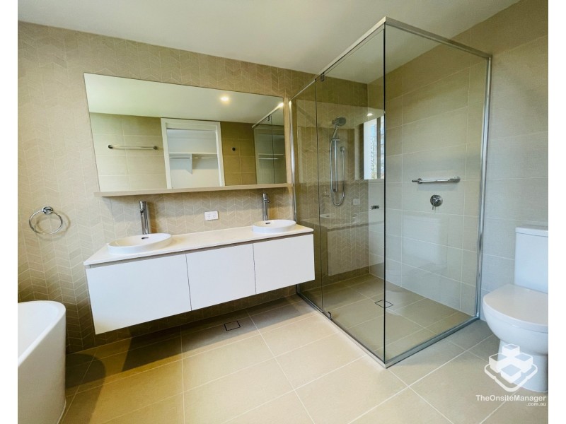 ID:21178319/73-75 Golden Four Drive, Bilinga QLD 4225