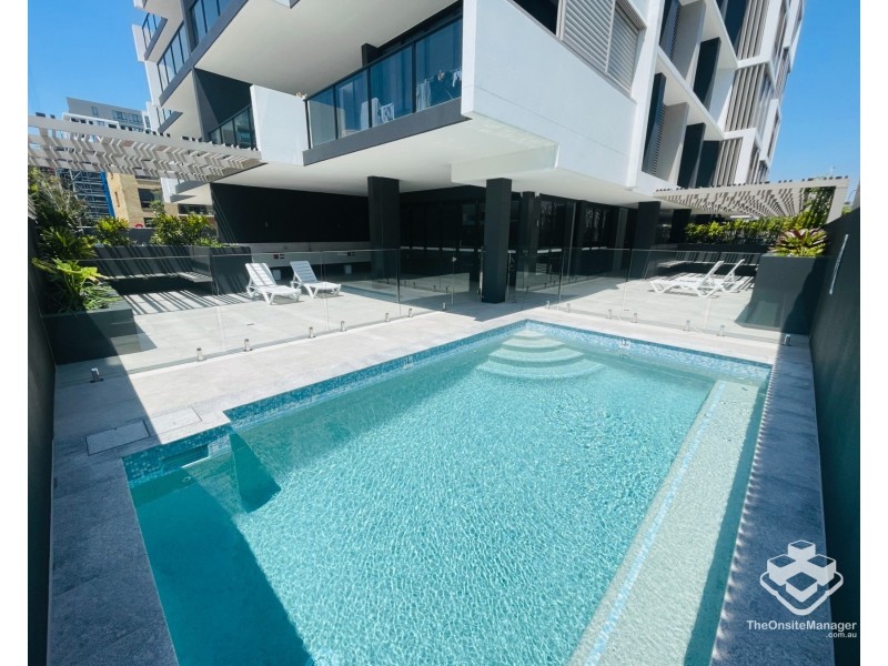 ID:21178319/73-75 Golden Four Drive, Bilinga QLD 4225