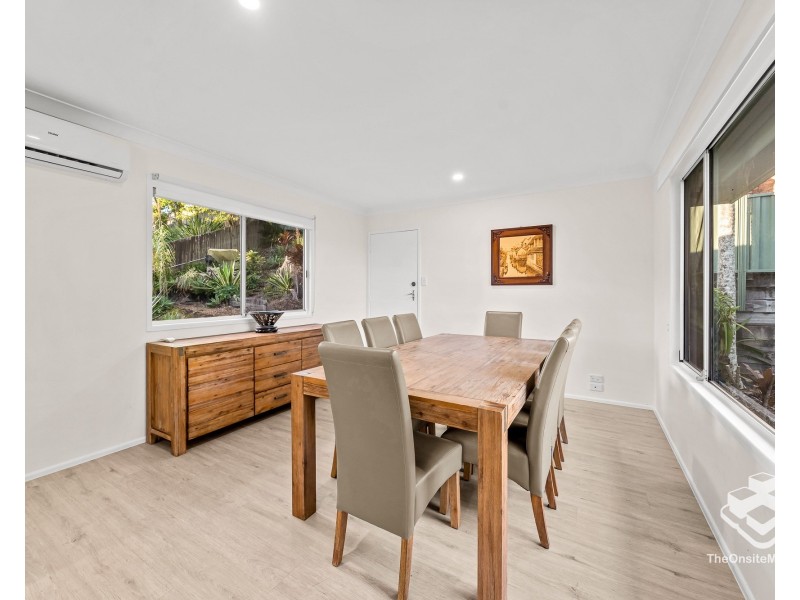 26 Rholanda Crescent, Springwood QLD 4127