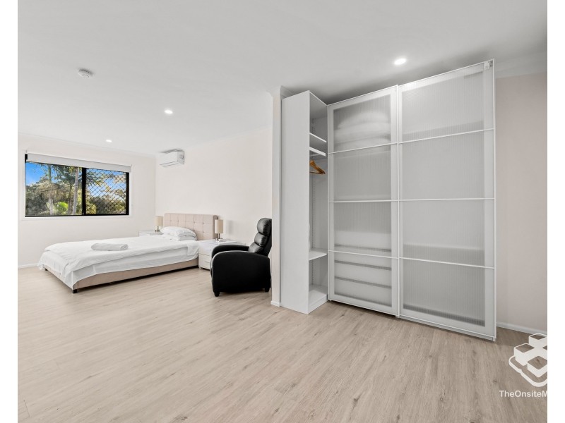 26 Rholanda Crescent, Springwood QLD 4127