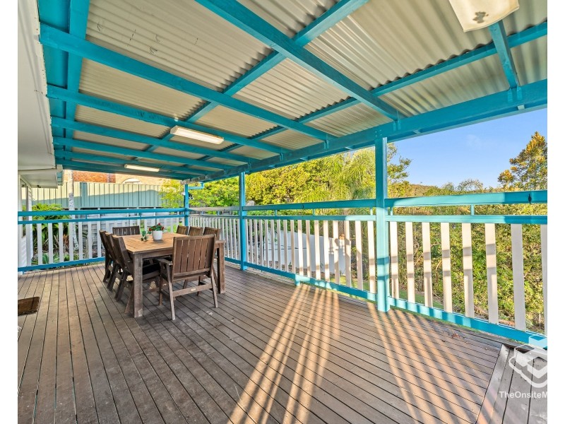 26 Rholanda Crescent, Springwood QLD 4127