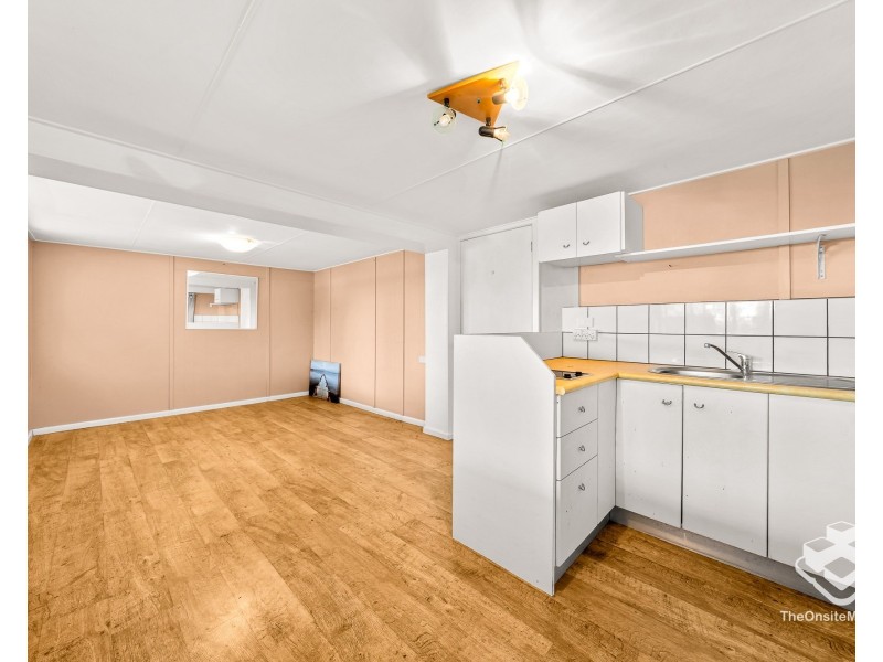 26 Rholanda Crescent, Springwood QLD 4127