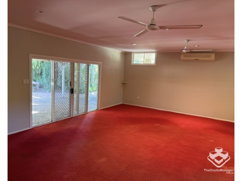 79 Chapel Road, Nikenbah QLD 4655