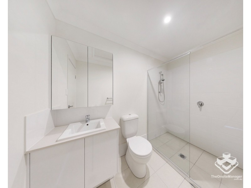 3 Cliffdale Place, Spring Mountain QLD 4124