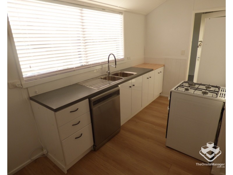 2/60 Thorn Street, Ipswich QLD 4305