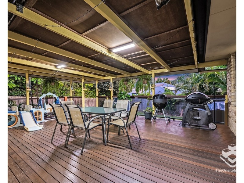 9 Meander Street, Warner QLD 4500