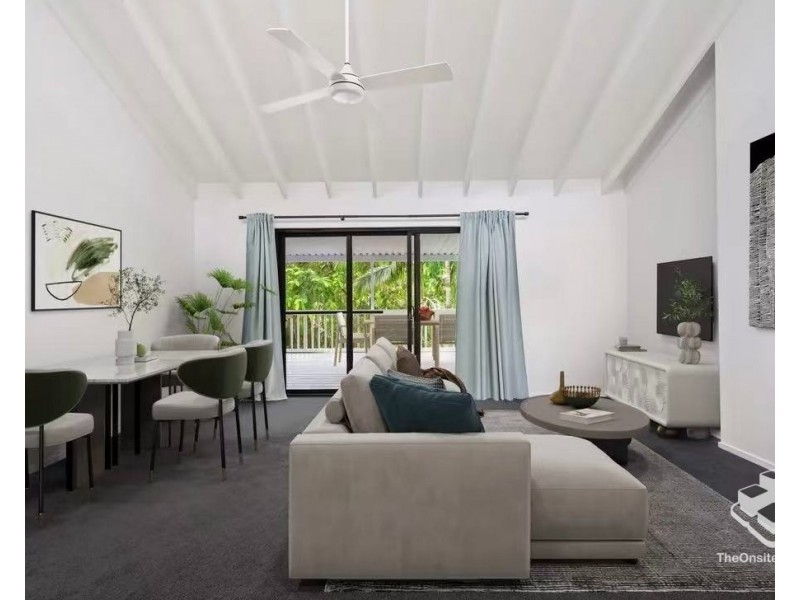 4 Daly Way, Worongary QLD 4213