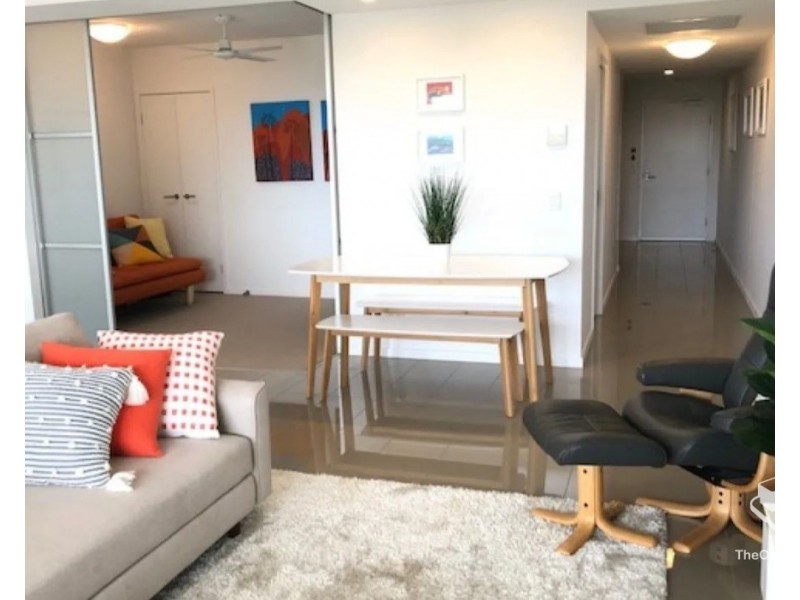 ID:21178469/378 Marine Parade, Labrador QLD 4215