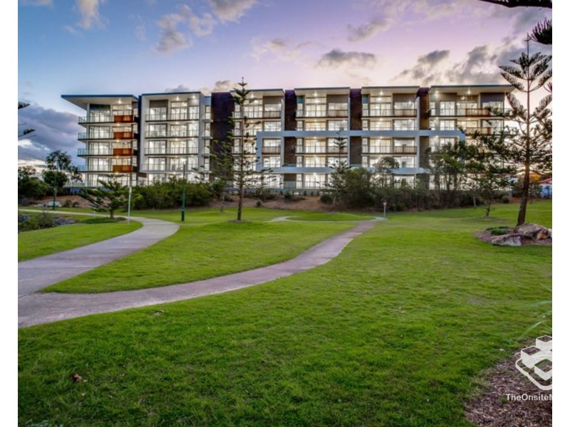 ID:21178519/ 65 Varsity Parade, Varsity Lakes QLD 4227